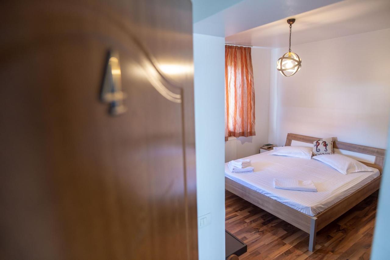 Vila Jean Bart Hotel Mangalia Exterior photo