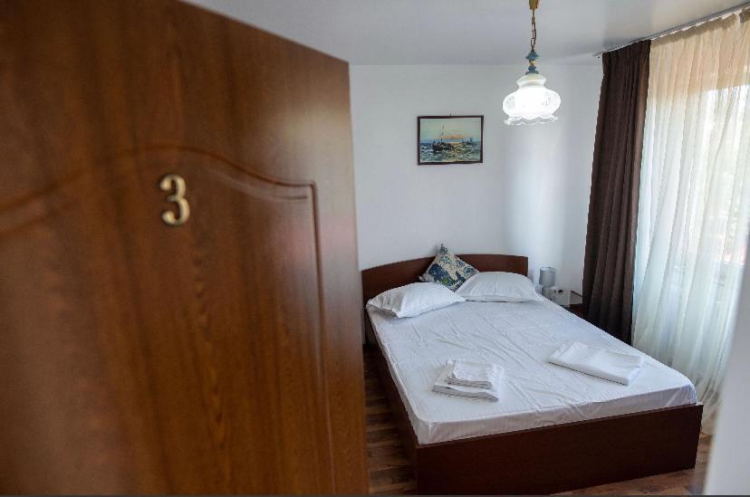 Vila Jean Bart Hotel Mangalia Exterior photo